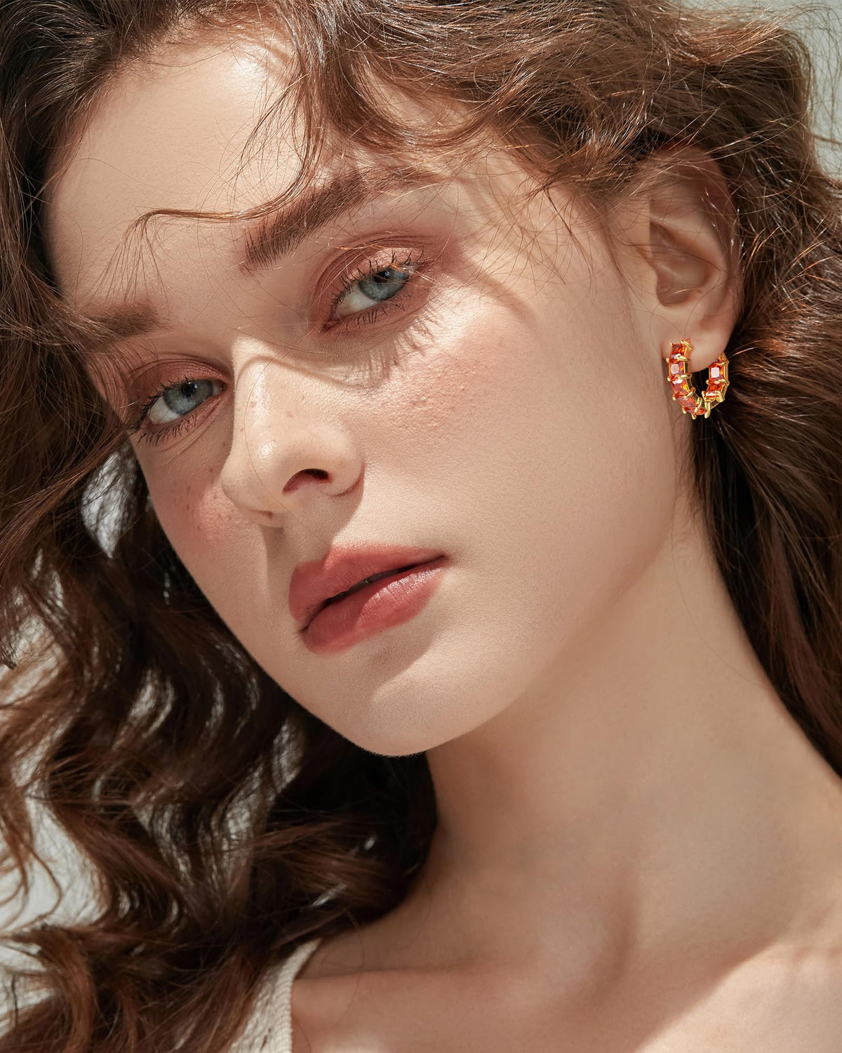 Gold Hoop Earrings – Dainty & Sparkling Elegance